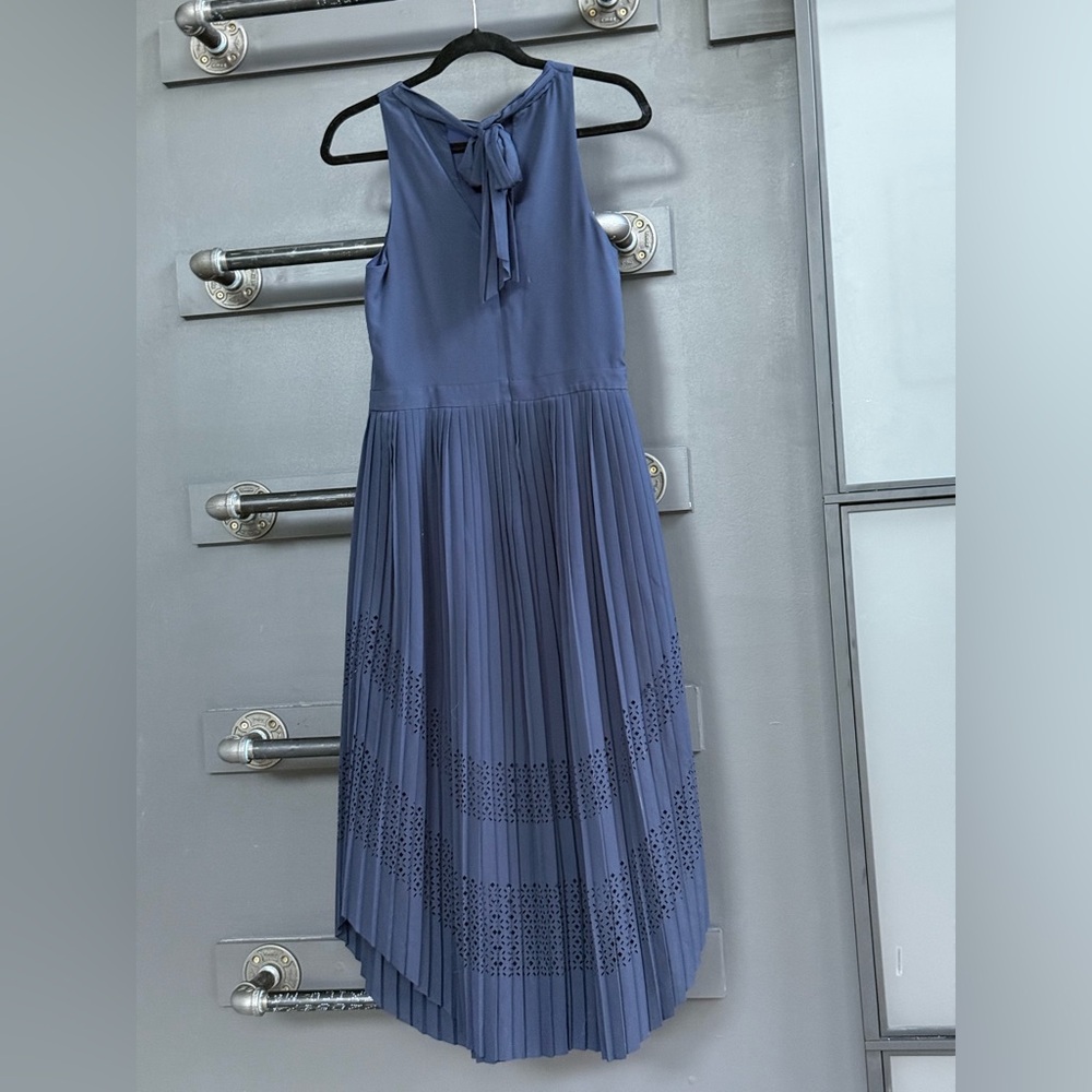 Banana Republic Laser Cut Curved Hem Midi Dress Navy Size 4